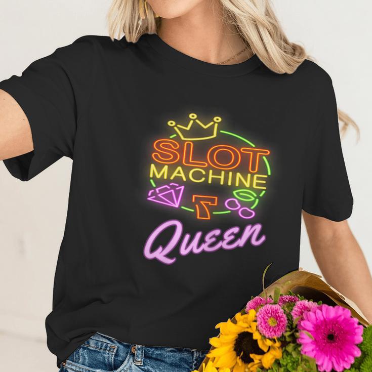 Womens Slot Machine Queen Casino Funny Gambling Women T-Shirt Gifts for Her