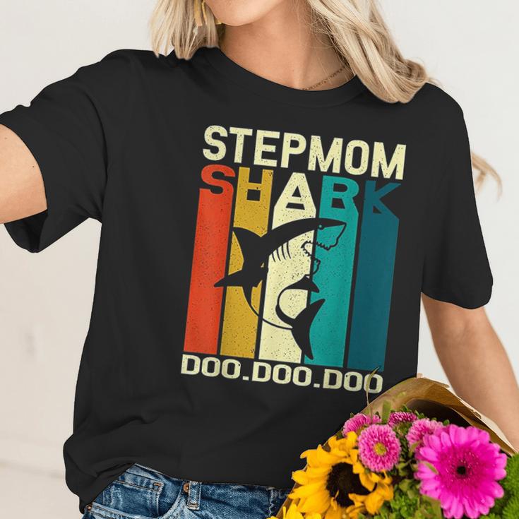 Step Mom Shark Doo Doo Doo Women T-Shirt Gifts for Her