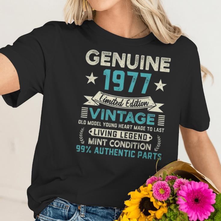 Vintage 1977 44Th Birthday Gift 44 Years Old Men Women Women T-Shirt Gifts for Her