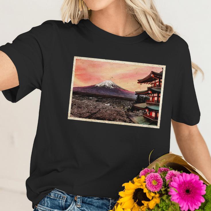 Vintage Japanese Mt Fuji Pagoda And Cherry Blossoms Women T-Shirt Gifts for Her