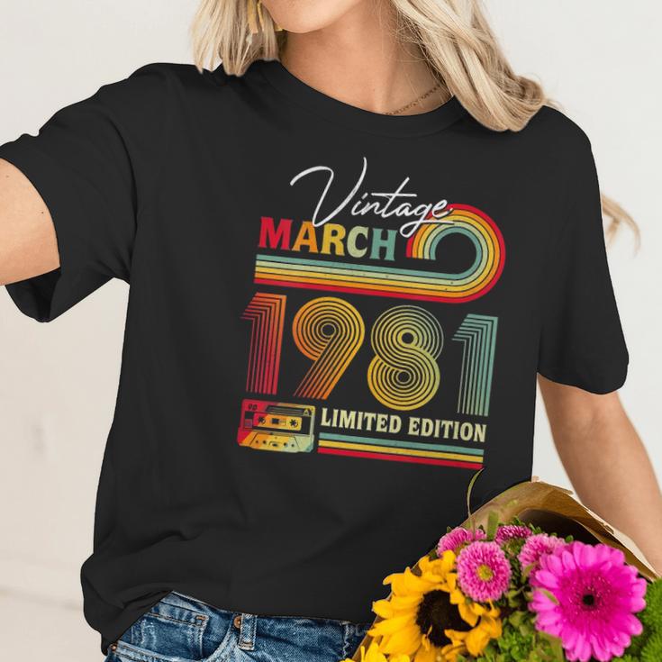 Womens Vintage March 1981 40Th Birthday Gifts Cassette Tape Retro Women T-Shirt Gifts for Her