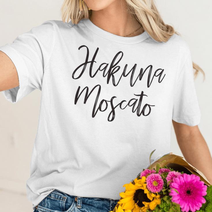 Hakuna Moscato Wine Lover Funny Drinking Women T-Shirt Gifts for Her