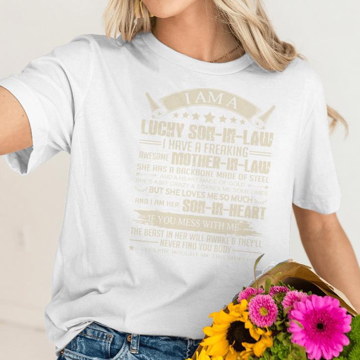 Mother In Law Lucky Son In Law Of Awesome Mother In Law Women T-Shirt Gifts for Her