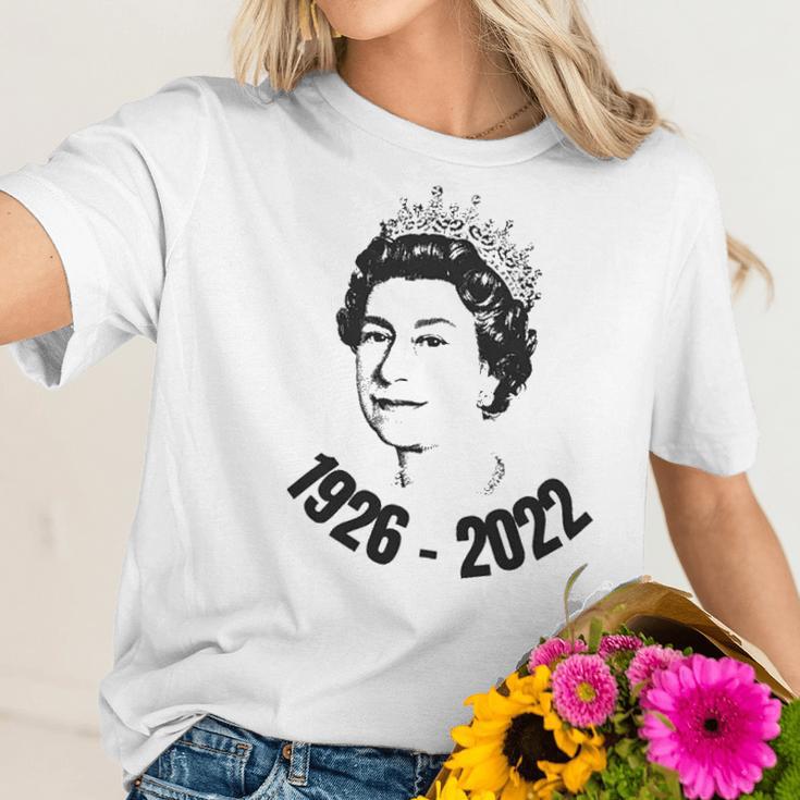 Rip Queen Elizabeth II Operation London Bridge 1926-2002 Men Women T-Shirt Graphic Print Casual Unisex Tee Women T-Shirt Gifts for Her