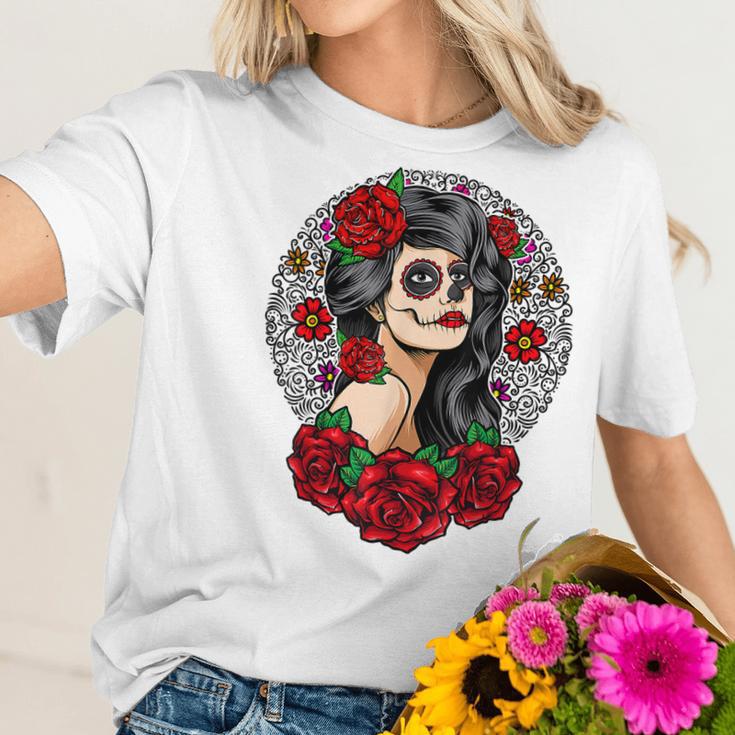 Sugar Skull Day Of The Dead Dia De Los Muertos Flowers Women T-Shirt Gifts for Her