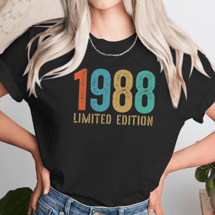 33 Years Old Men Women Limited Edition Birthday Decorations Women T-Shirt Gifts for Women