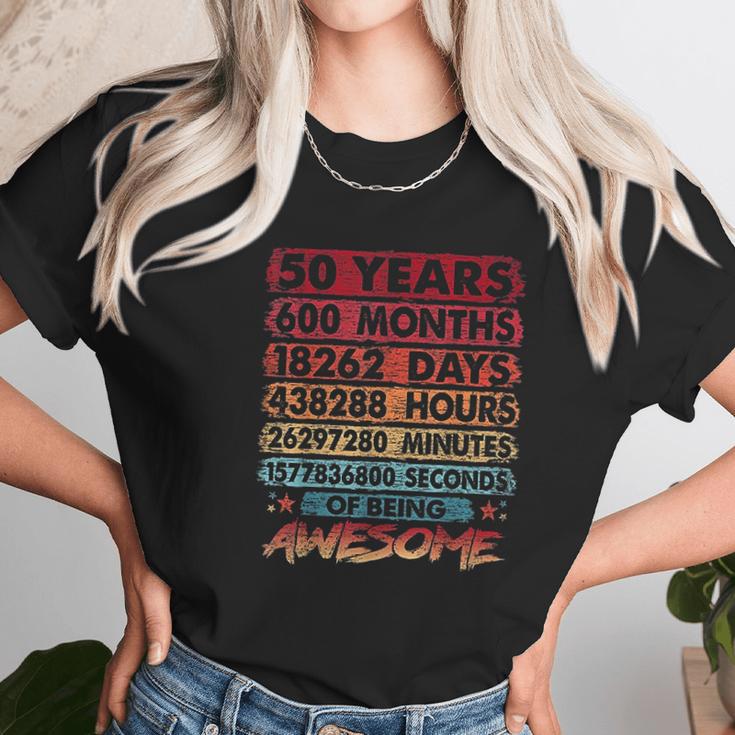 50Th Birthday 50 Years Old Vintage Retro 600 Months Birthday Women T-Shirt Gifts for Women