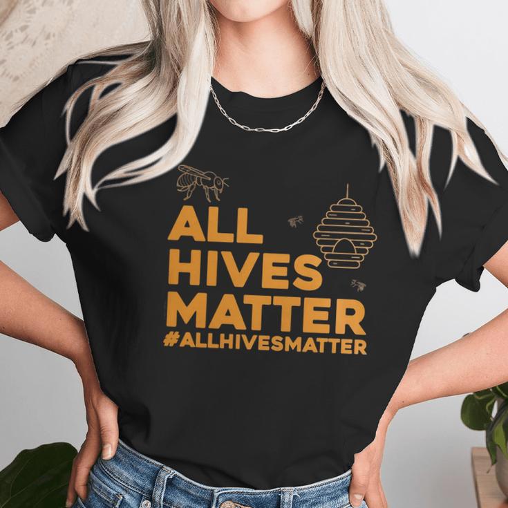 BeekeeperShirt - All Hives Matter Honey Bee Apiarist Gift Women T-Shirt Gifts for Women