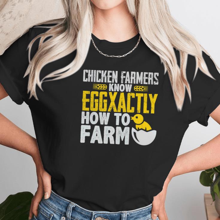 Chicken Farmers Know Eggaxtly How To Farm Women T-Shirt Gifts for Women