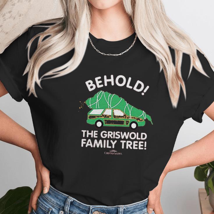 Christmas Vacation Behold The Tree Women T-Shirt Gifts for Women