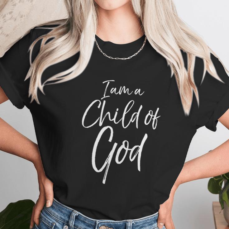 Cute Christian Salvation Quote Gift I Am A Child Of God Women T-Shirt Gifts for Women