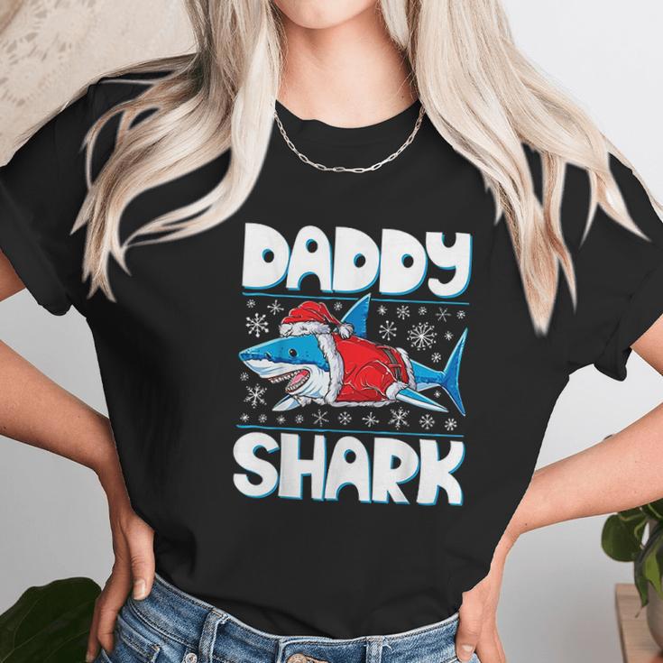 Daddy Shark Santa Christmas Family Matching Women T-Shirt Gifts for Women