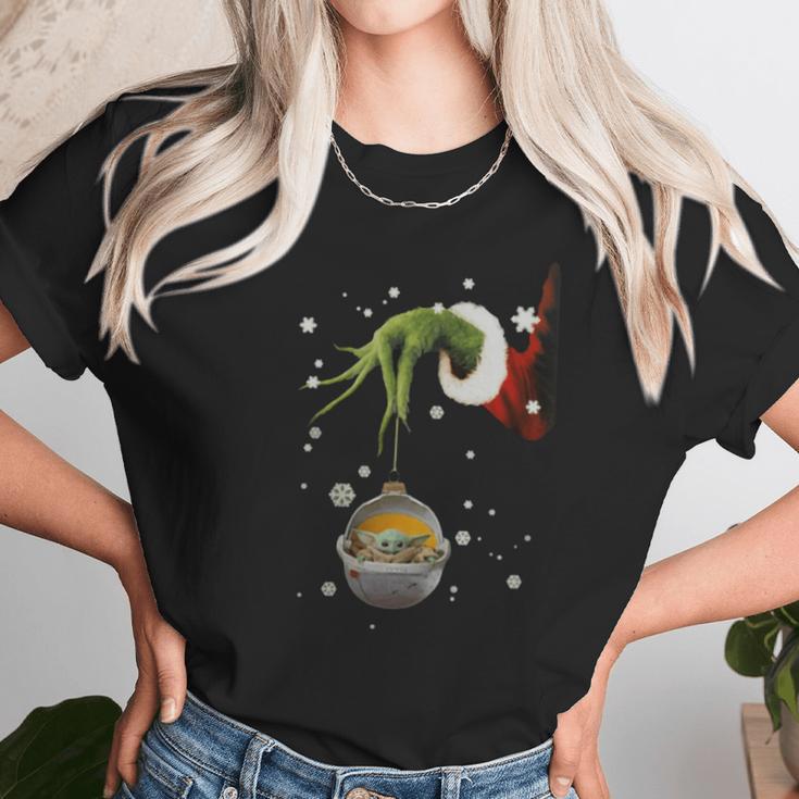 Grinch Hand Holding Baby Yoda Star Wars Christmas Shirt Women T-Shirt Gifts for Women