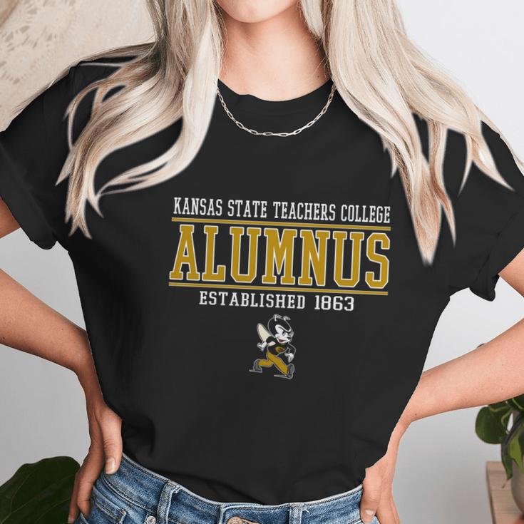 Kansas State Teachers College Alumnus Established 1863 Women T-Shirt Gifts for Women