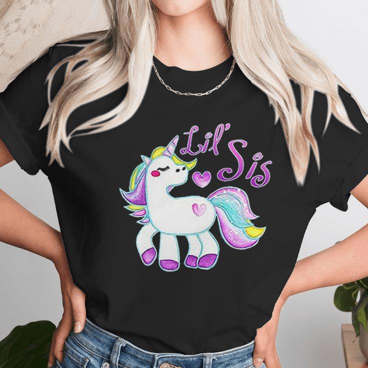 Lil Sis Unicorn Little Sister Infant Creeper Women T-Shirt Gifts for Women