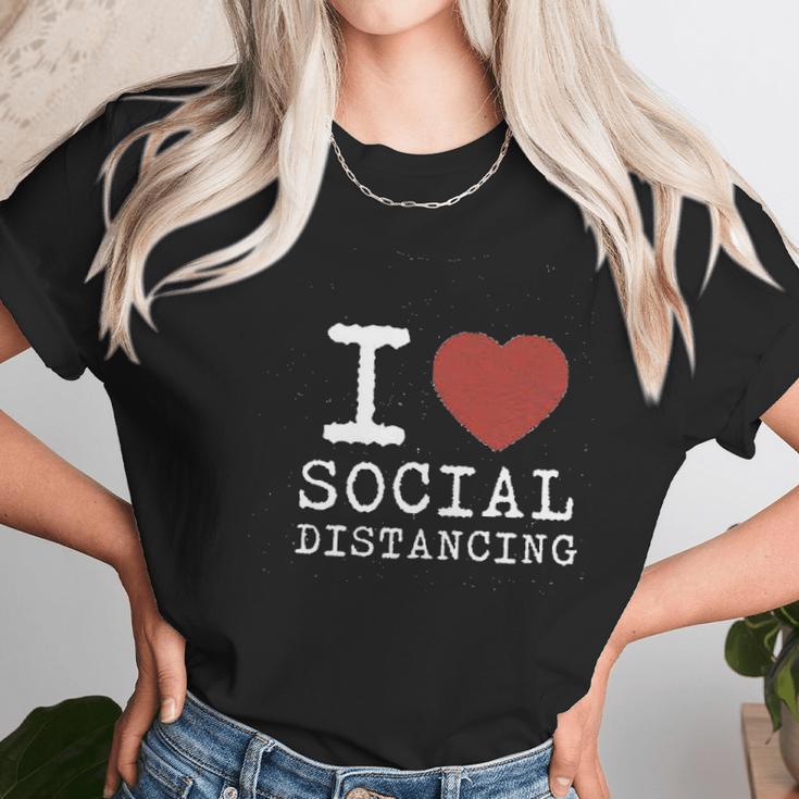 I Love Social Distancing Women Heart Funny Women T-Shirt Gifts for Women