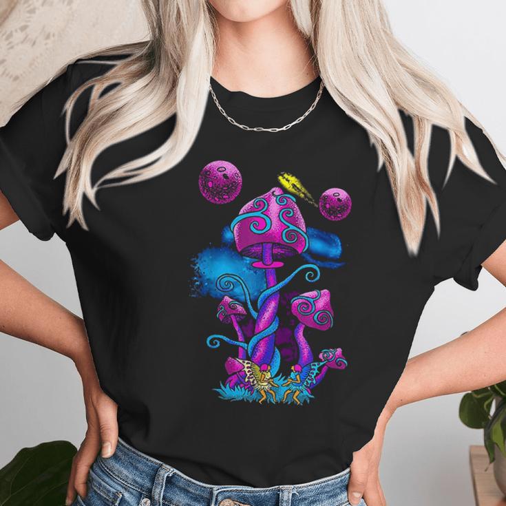 Magic Mushroom Psychedelic Trippy Lsd Art Perfect Gift Idea Women T-Shirt Gifts for Women