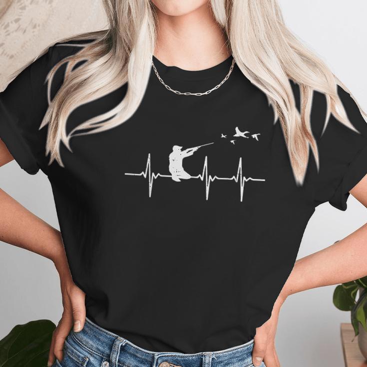 Mens Heartbeat Bird Shooting Hunting Duck Goose Hunter Quail Women T-Shirt Gifts for Women