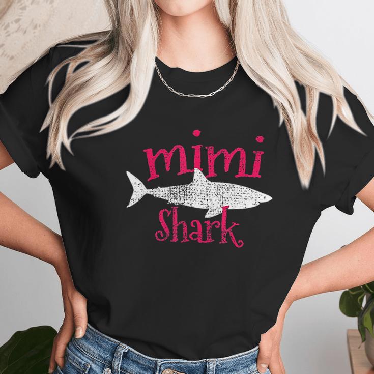 Mimi Grandmother Grandma Shark Gift Vintage Women T-Shirt Gifts for Women