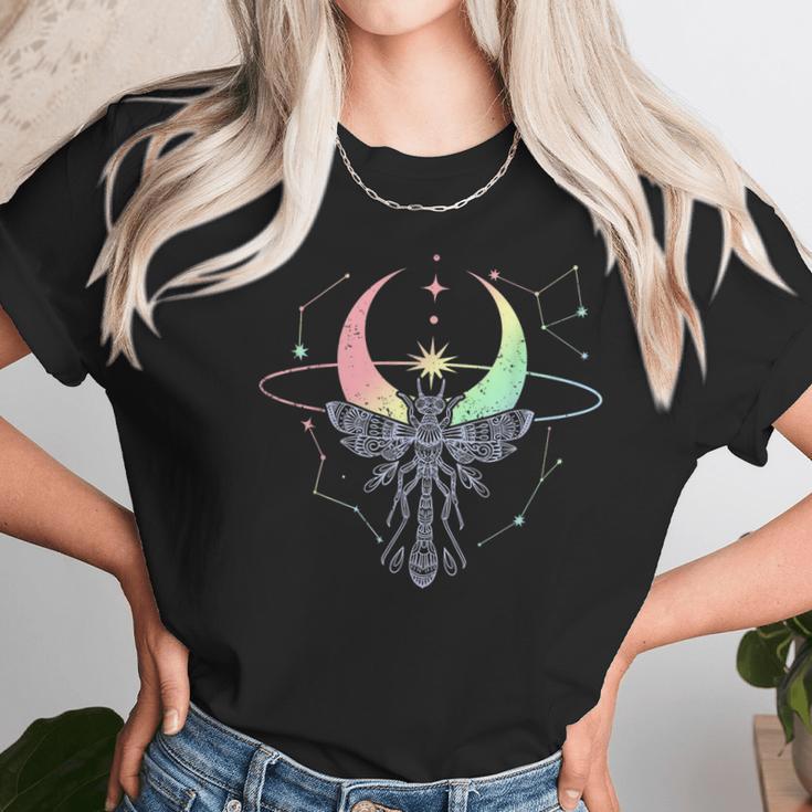 Moon Dragonfly Occult Vaporwave Anime Pagan Pastel Goth Women T-Shirt Gifts for Women