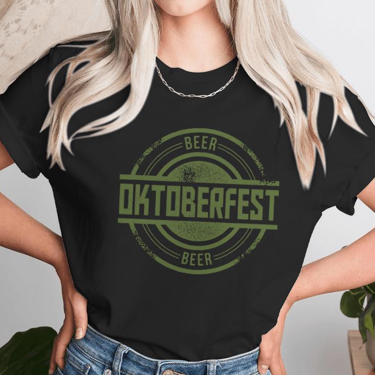 Oktoberfest Vintage Beer Logo Women T-Shirt Gifts for Women