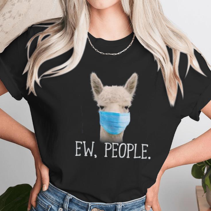 People Llama Social Distancing Women T-Shirt Gifts for Women