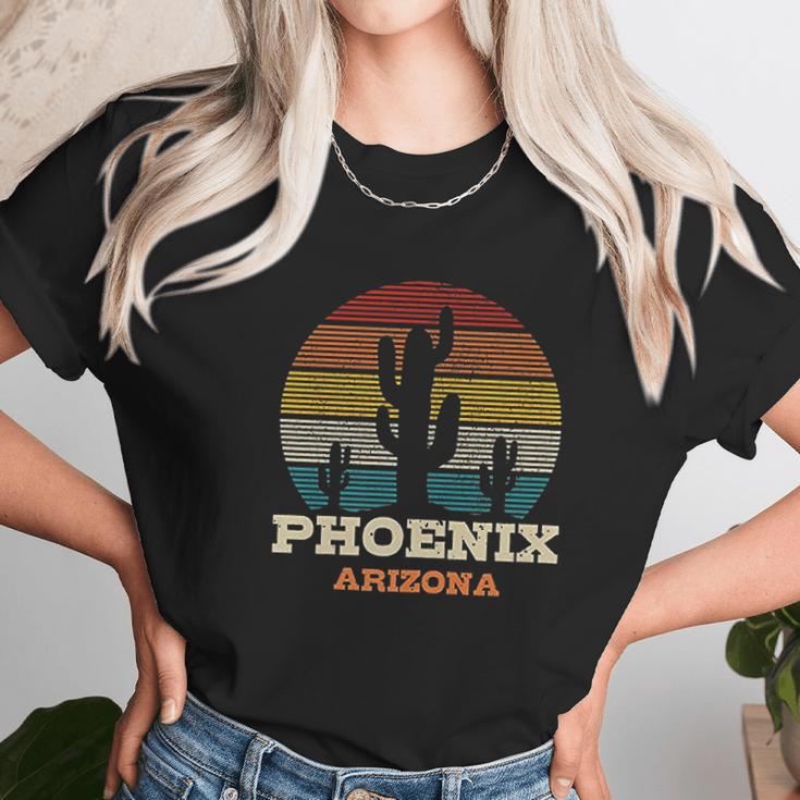 Phoenix Arizona Cactus Vintage Retro Desert Souvenir Gift Women T-Shirt Gifts for Women