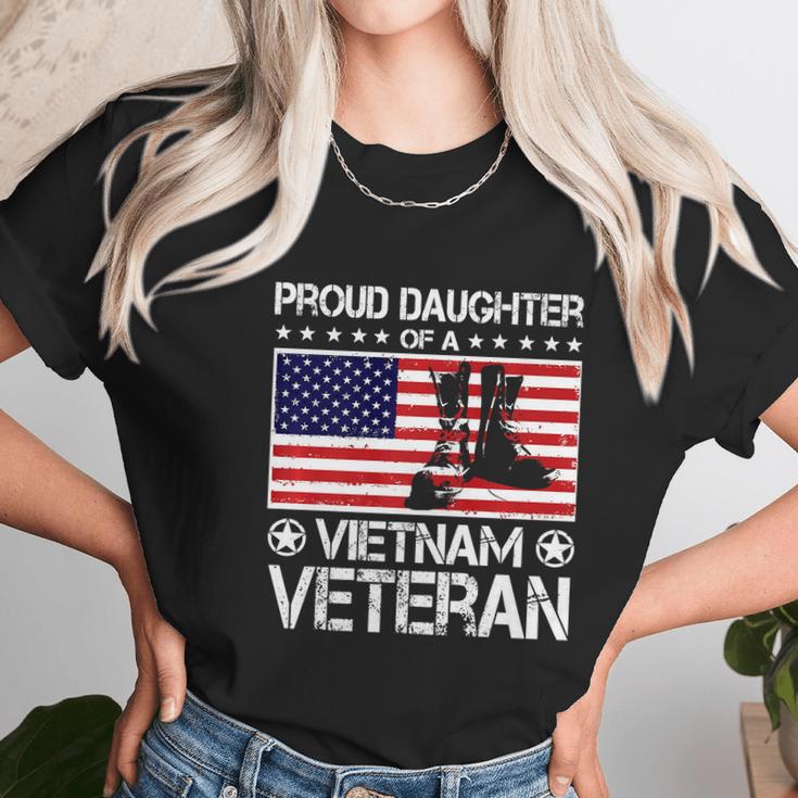 Proud Daughter Of Vietnam Veteran Us Flag Veteran Boots Graphic Design Printed Casual Daily Basic Women T-Shirt Gifts for Women