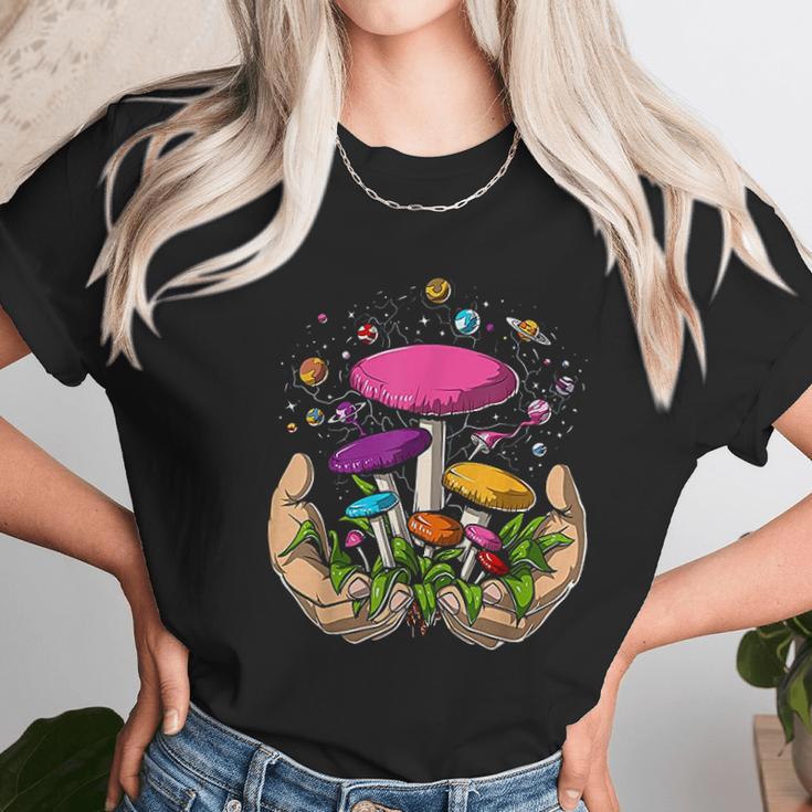 Psychedelic Magic Mushrooms Psilocybin Fungi Hippie Women T-Shirt Gifts for Women