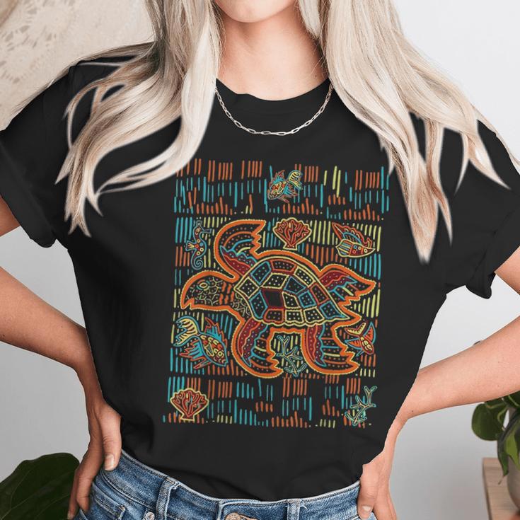 Sea Turtle Inspired By Mola Artwork Of Panama Kuna Women T-Shirt Gifts for Women