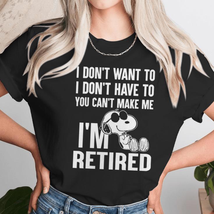 Snoopy Im Retired Women T-Shirt Gifts for Women