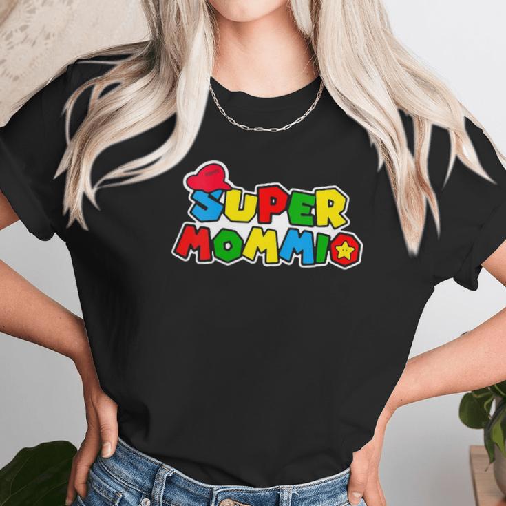 Super-Mommio Funny Mom Mommy Mother Video Game Lovers Women T-Shirt Gifts for Women