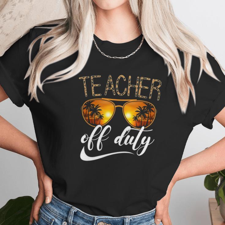 Teacher Of Duty Happy Vacation Summer Sunset Palm Trees On The Beach Sunglasses Women T-Shirt Gifts for Women