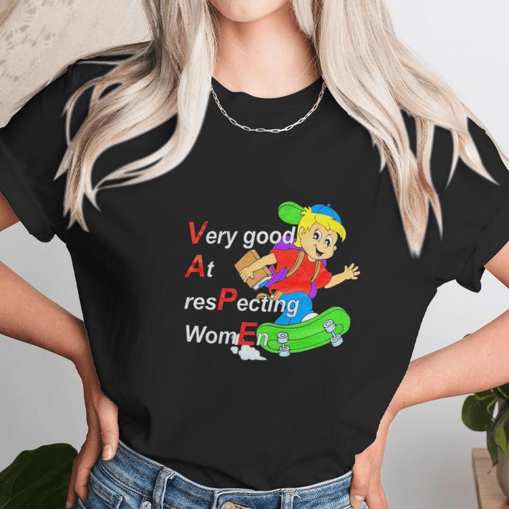 Yeah I Vape Very Good At Respecting Women Women T-Shirt Gifts for Women