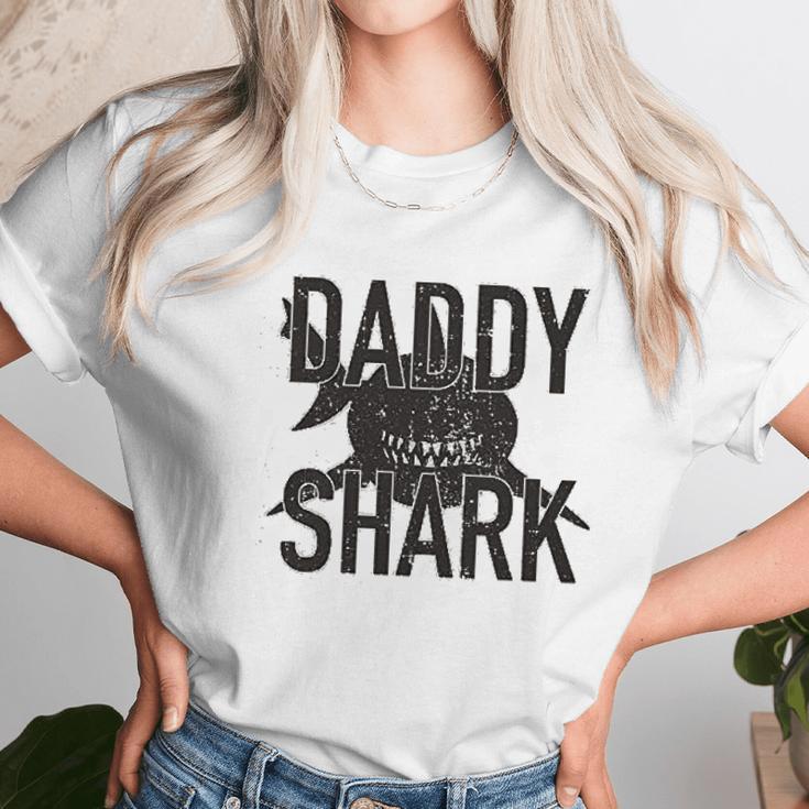 Daddy Shark Black Graphic Best Christmas Gifts For Dad Women T-Shirt Gifts for Women