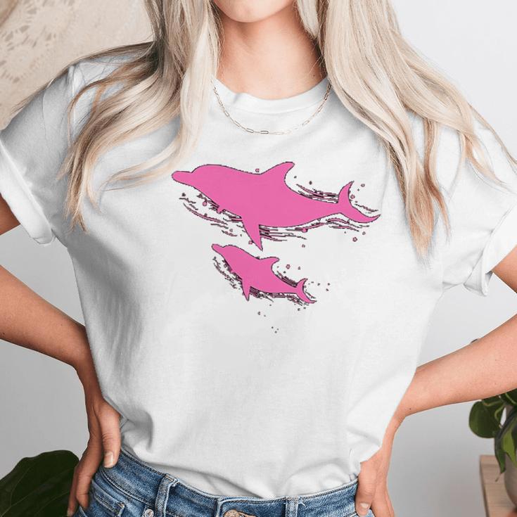 Dolphin Mom Women T-Shirt Gifts for Women