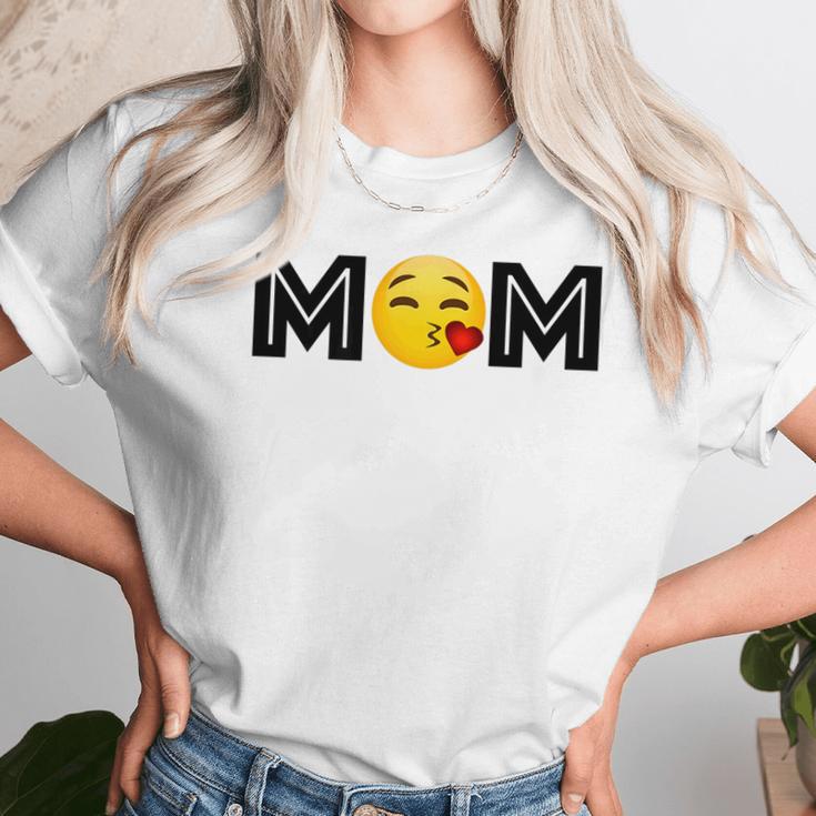 Emoji Mom Mother Day Funny Women T-Shirt Gifts for Women