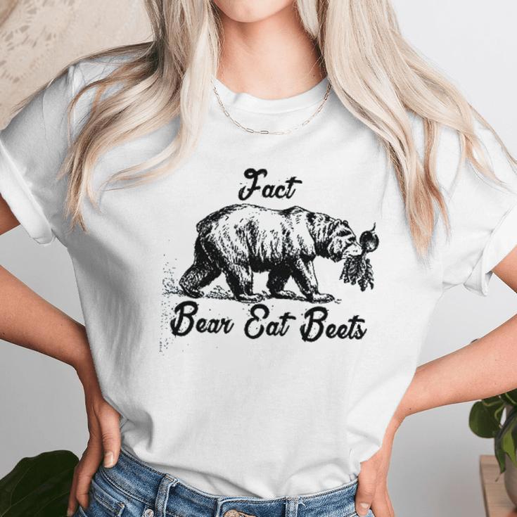 L Bear Eat Beets The Office Funny Heather Grey Men Women T-Shirt Gifts for Women