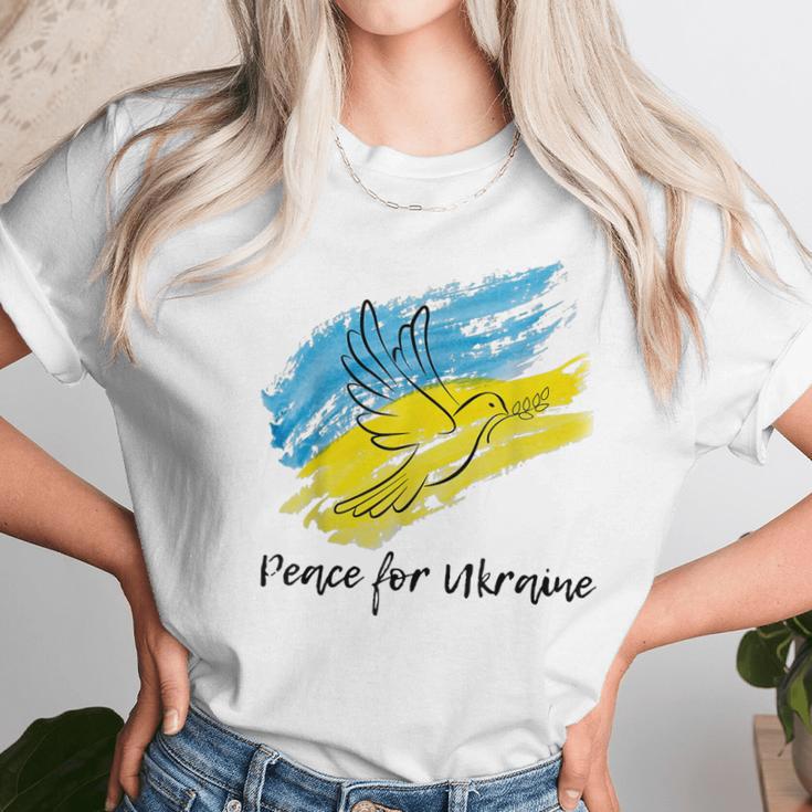 Peace For Ukraine Dove Ukraine Flag Lover Support Ukraine Men Women T-Shirt Graphic Print Casual Unisex Tee Women T-Shirt Gifts for Women