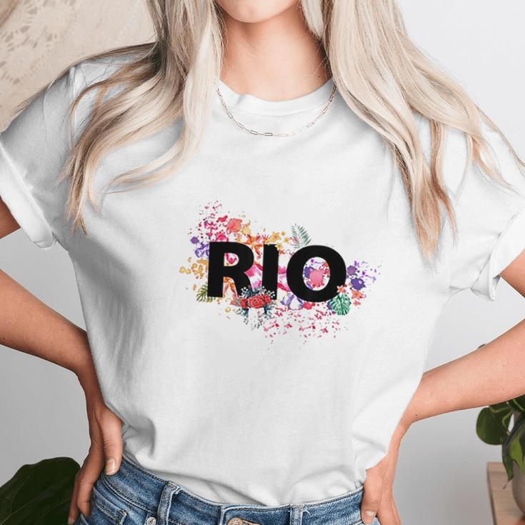 Rio De Janeiro Brazil Vacation With Tropical Hibiscus Flower Women T-Shirt Gifts for Women