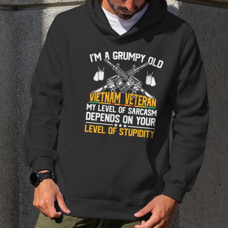 Veteran Day Im A Grumpy Old Vietnam Veteran Graphic Design Printed Casual Daily Basic Men Hoodie