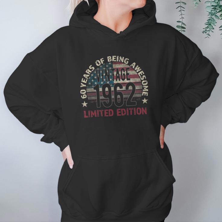 60Th Birthday Gift Men Vintage 1962 60 Years Old - Usa Flag Women Hoodie Gifts for Her