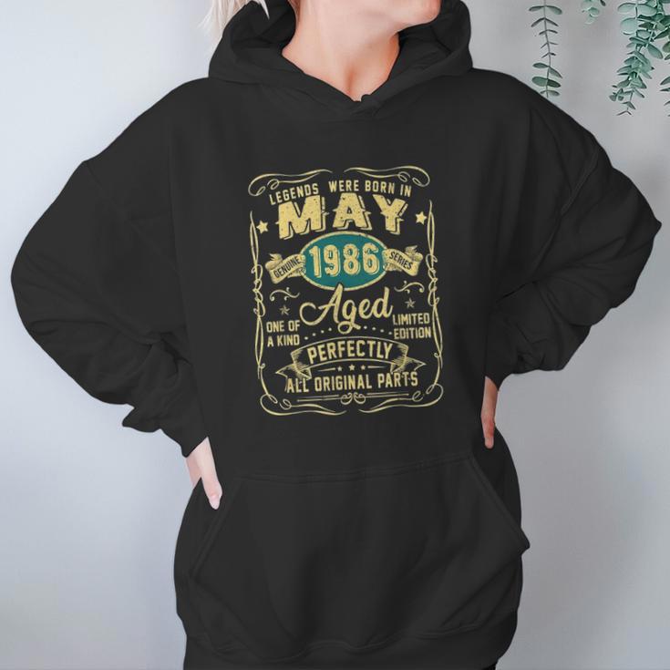 May 1986 35 Th Birthday Gift 35 Years Old Men Women Women Hoodie Gifts for Her