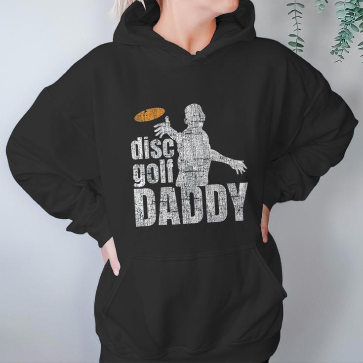 Retro Vintage Daddy Disc Golf Gift For Him Frisbee Frolf Dad Women Hoodie Gifts for Her