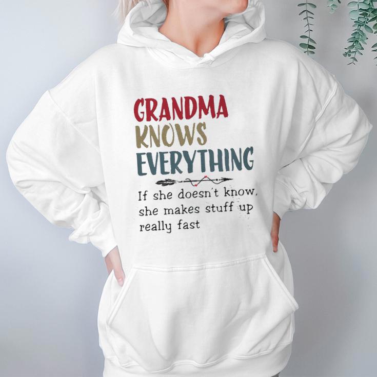 Grandma Knows Everything Womens Funny Grandma Women Hoodie Gifts for Her