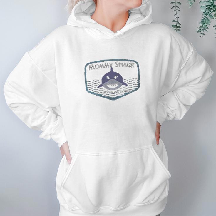 Mommy Shark Cute Graphic Baby Shark Women Hoodie Gifts for Her