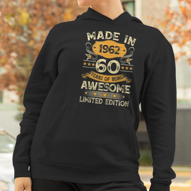 60 Years Old Vintage Made In 1962 Gift 60Th Birthday Party Women Hoodie Gifts for Women