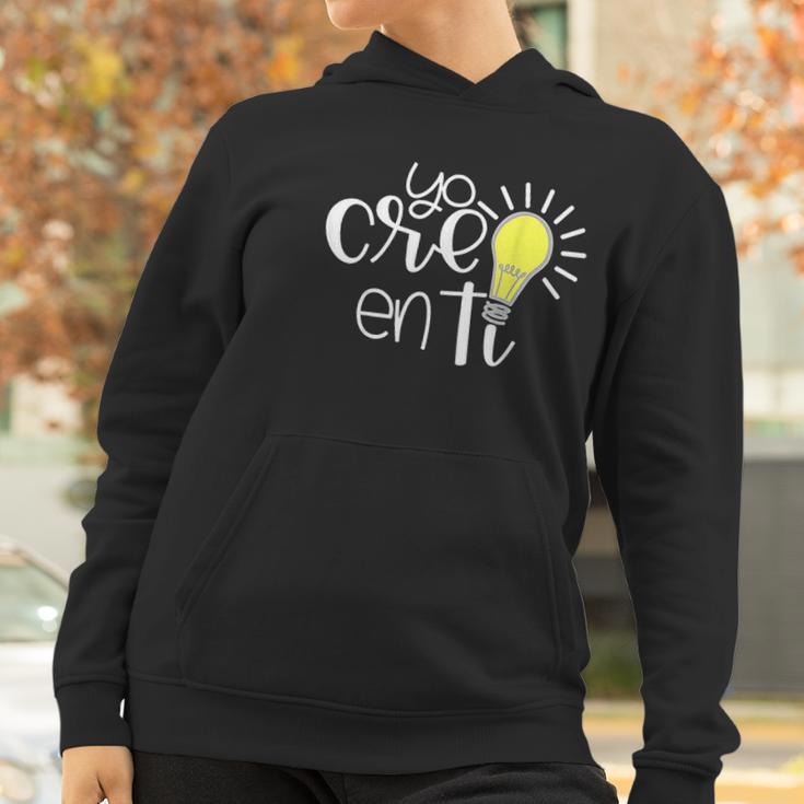 Yo Creo En Ti Lightbulb Spanish Teacher Women Hoodie Gifts for Women