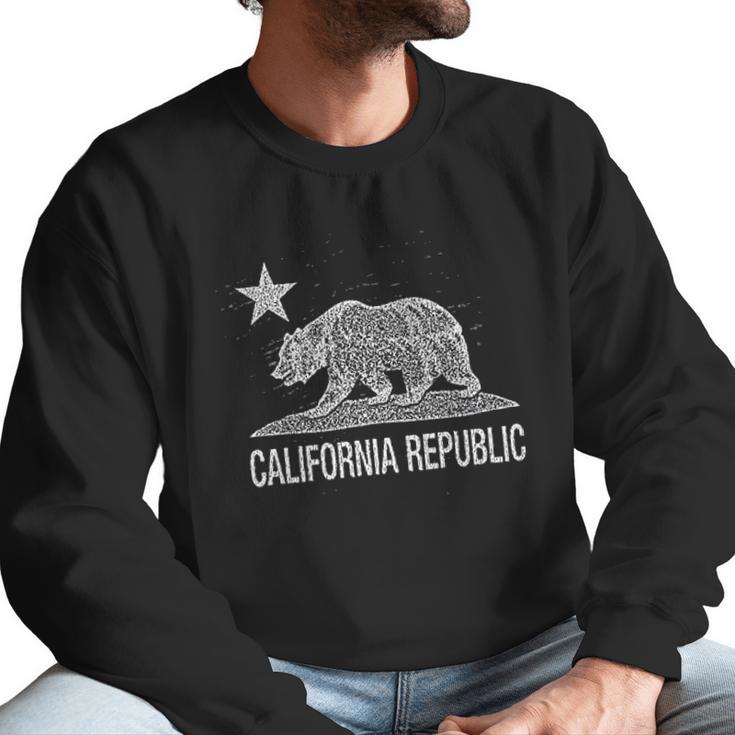 California Republic Cali Bear Star Vintage State Flag Men Sweatshirt