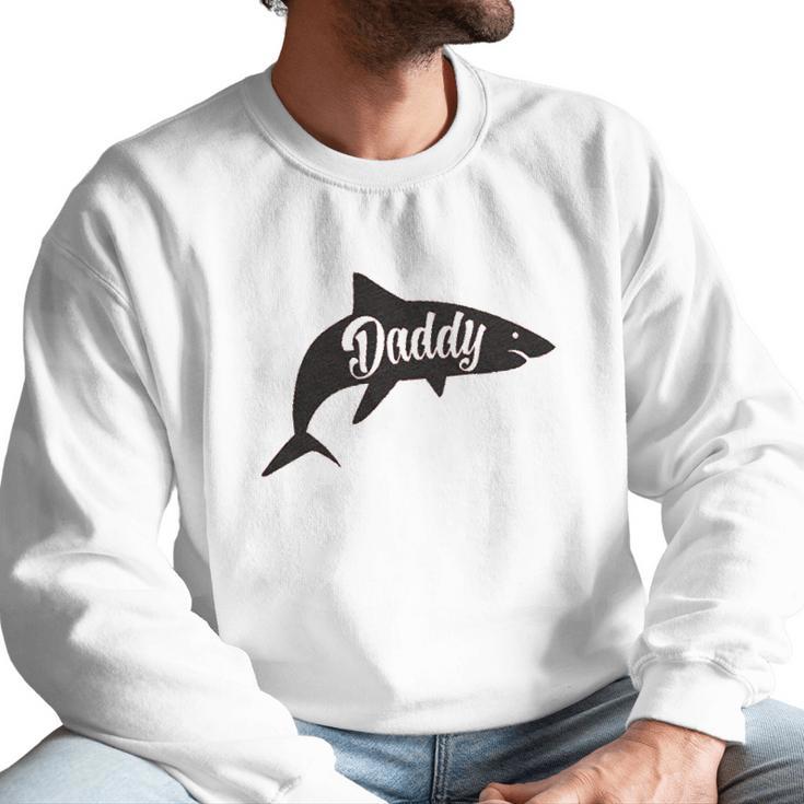 Daddy Shark Cute Funny Family Cool Best Dad Vacation Men Sweatshirt